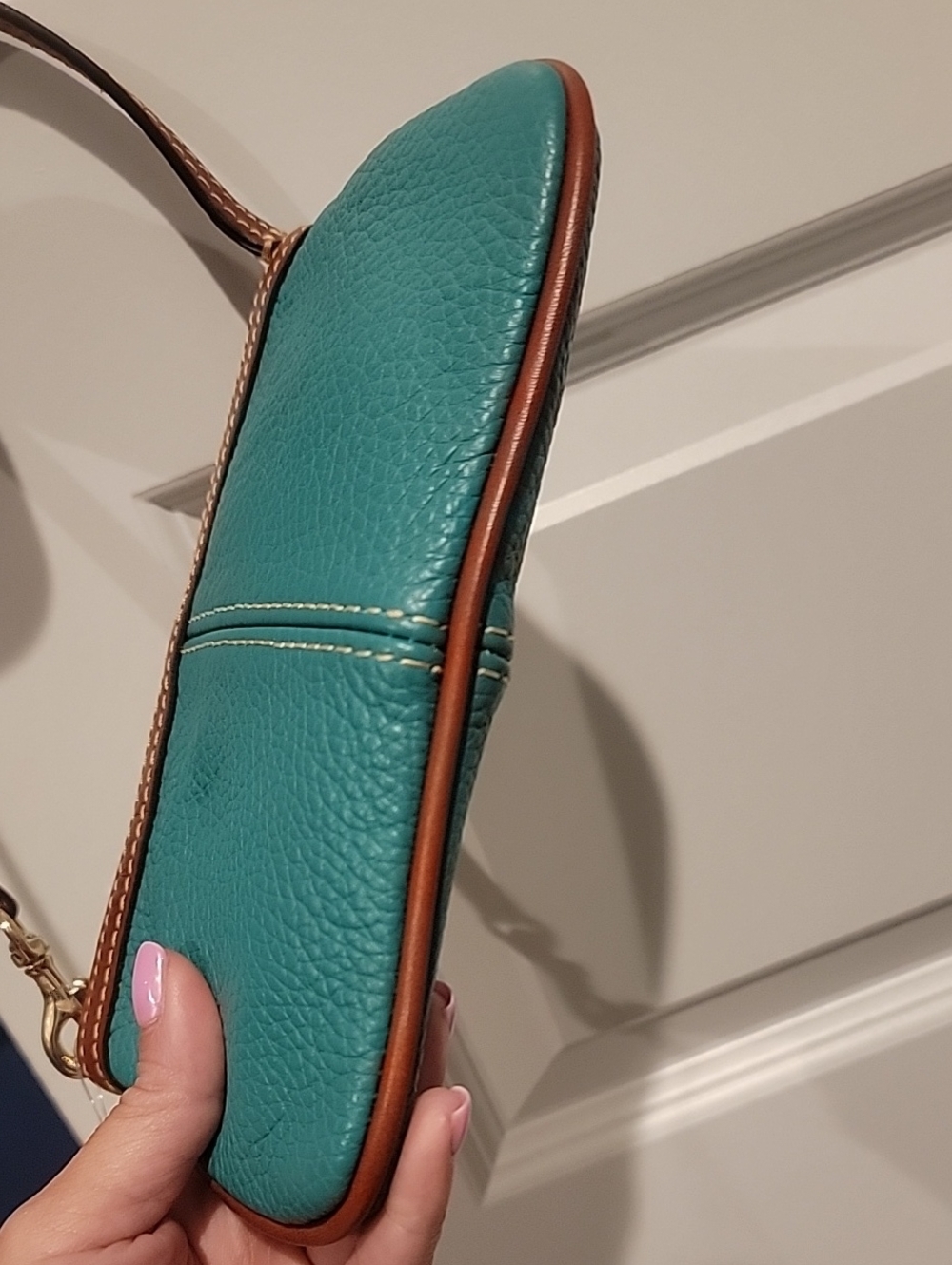 Dooney & Bourke Teal Pebbled Leather Wristlet with Brown Trim ~ New With Tags - Picture 9 of 16